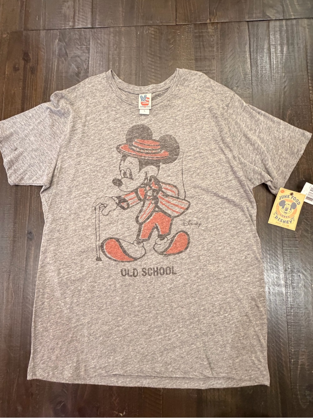 Junk Food Disney Mickey Mouse “Old School” T-Shirt Men’s Large NWT Gray Vintage